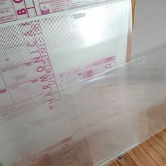 新品 アクリサンデー ハモニカーボ 910×1820 クリア 3mm 半端・レール・カブセなど中古おまけ付き  ポリカーボネート DIYで簡易内窓二重窓にの画像