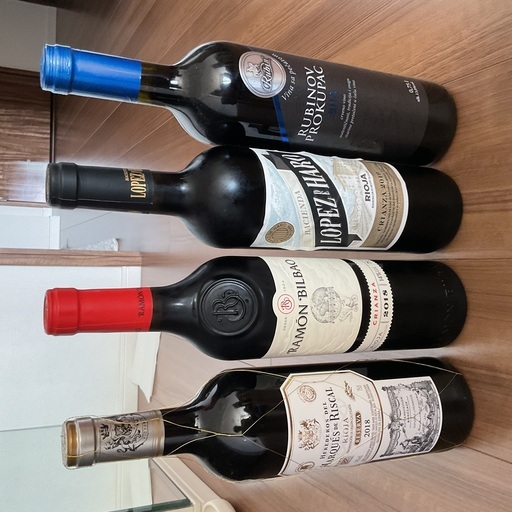 赤ワイン3本　セルビア、スペイン　プロクパッツ、テンプラリーニョ