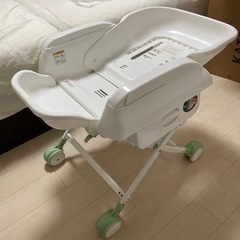 赤ちゃん用バウンサーの画像