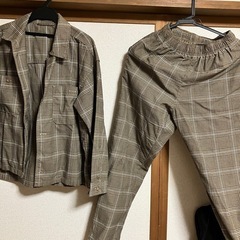 150センチ　セットアップ、ボトムス２着