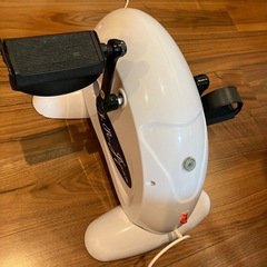 【値下げ】電動マーチ エクササイズ バイク エアロバイク フィッ...