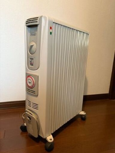 DeLonghi　デロンギ　オイルヒーター
