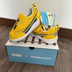 決定【新品タグ付き】IFME 新幹線 コラボ スニーカー 13.0cm