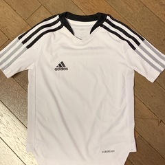  adidas  サイズ120 