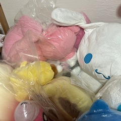 ぬいぐるみ1つ100円の画像