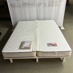 クィーンベッド　マットレス付き　シーツ付き　ベッドパッド付き