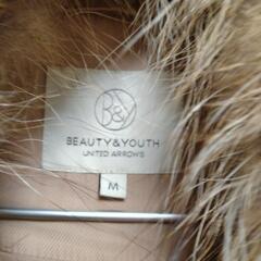BEAUTY&YOUTHのピーコートの画像
