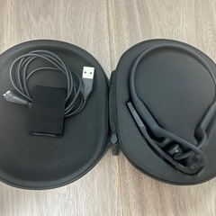 SHOKZ OPENCOMM 2  骨伝導イヤホンの画像