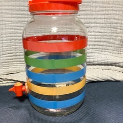 レトロなドリンクサーバー の画像