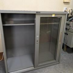 書類棚　スチール書庫(カギ無し サビあり)