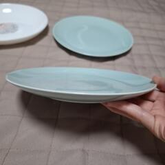 お皿4枚(未使用有り)の画像