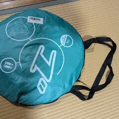 ワンタッチ日除けテントの画像