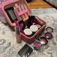 子供用メイク道具の画像