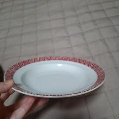 金麦のお皿２枚の画像