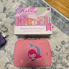 子供用メイク道具の画像