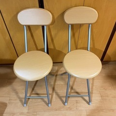 【カインズ】折りたたみ椅子　木製チェア　　丸椅子　2点