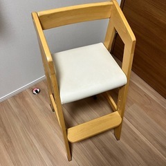 ベビーチェア1000円の画像