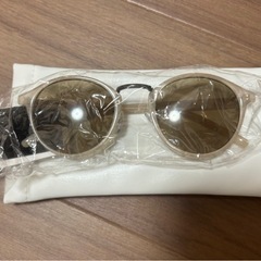 新品未使用　MOUSSY マウジー　サングラス