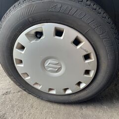 中古スズキ純正ホイールカバー　12インチホイール　アルト装着
