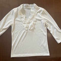 ブラウス2枚　未使用の画像