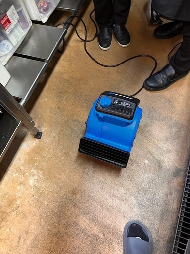 スポット　送風機