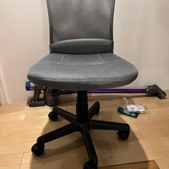 【無料】デスク用の椅子