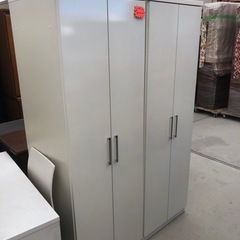 人気の白家具❗️ナフコ ワードローブ クローゼット❗️1台200...