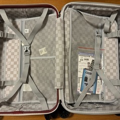 スーツケースの画像