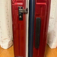 スーツケースの画像