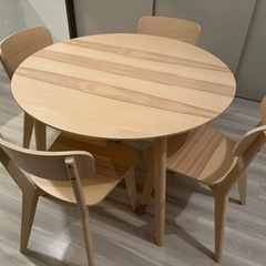 IKEA ダイニングテーブルセット【11/2まで】の画像