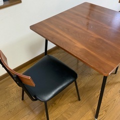 ダイニング3点セット　　ダイニングテーブル　チェア2脚の画像
