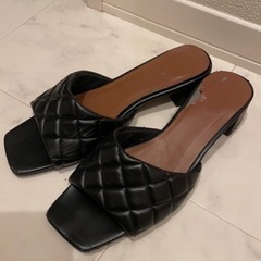 👡ヒールサンダル　GU