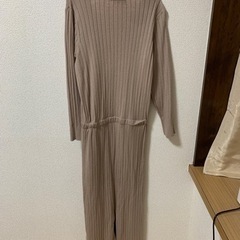 フリーズマートVネックニットワンピースの画像