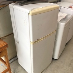 2011年製 サンヨー 109L 2ドア冷蔵庫 無料❗️