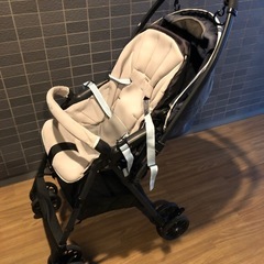 <両対面型>コンビ　ベビーカー