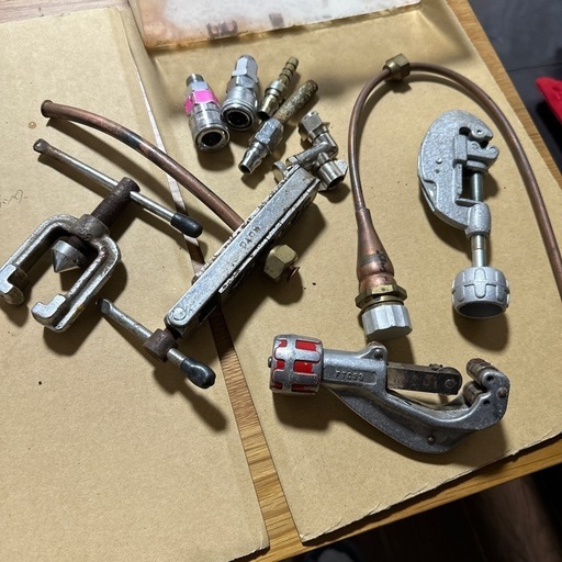 決定‼️エアコン工事・工具