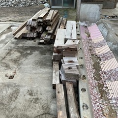 梁　廃材
の画像