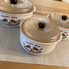蓋付きの食器　3個