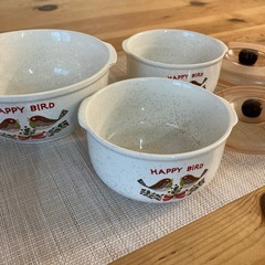 蓋付きの食器　3個の画像