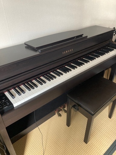 電子ピアノ　YAMAHA Clavinova CLP-635