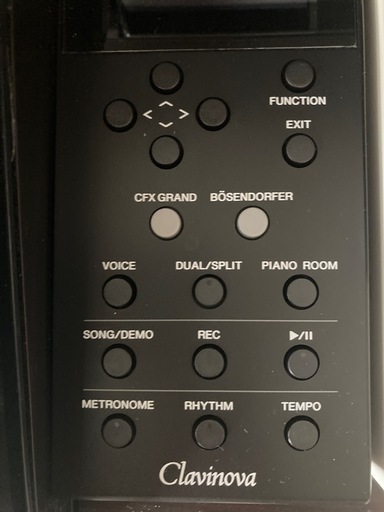 電子ピアノ　YAMAHA Clavinova CLP-635