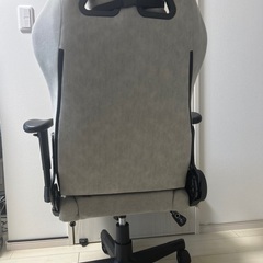 【取引中です。お返事できない方申し訳ありません】ゲーミングチェアお渡ししますの画像