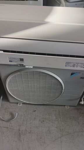 ダイキンエアコン 10畳用 2018年製 別館においてます