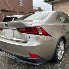 IS300Hハイブリッド