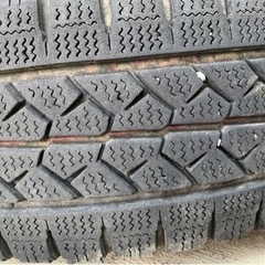 195/80r15 スタッドレス　ブリヂストン　ハイエースの画像