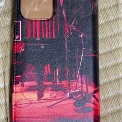 新品未開封★iPhone１５手帳型ケースベルトなしマグネット式の画像