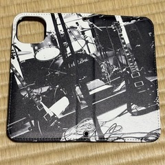 新品未使用★ iPhone 15 手帳型ケースベルトなしマグネット式の画像