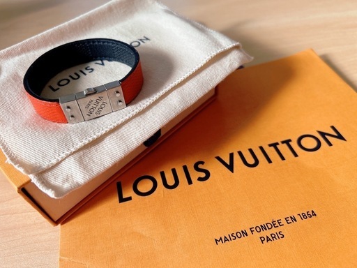 ★ルイヴィトン　レザーブレスレット　オレンジ★最終値下げ