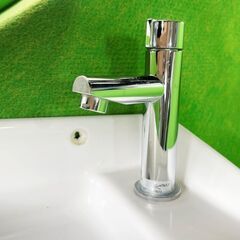 【LIXIL】角形 狭小手洗シリーズ YL-A35 ハンドル水栓付き アクアセラミック クリーニング済　■A-4020の画像