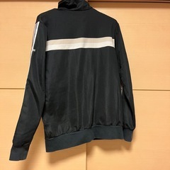 アディダス　adidas ジャージの画像
